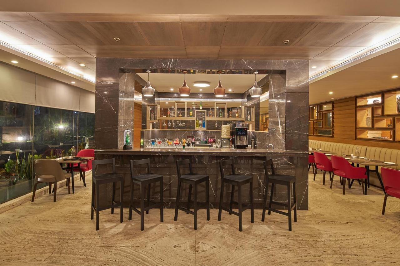 Royal Orchid Central Grazia, Navi Mumbai Esterno foto