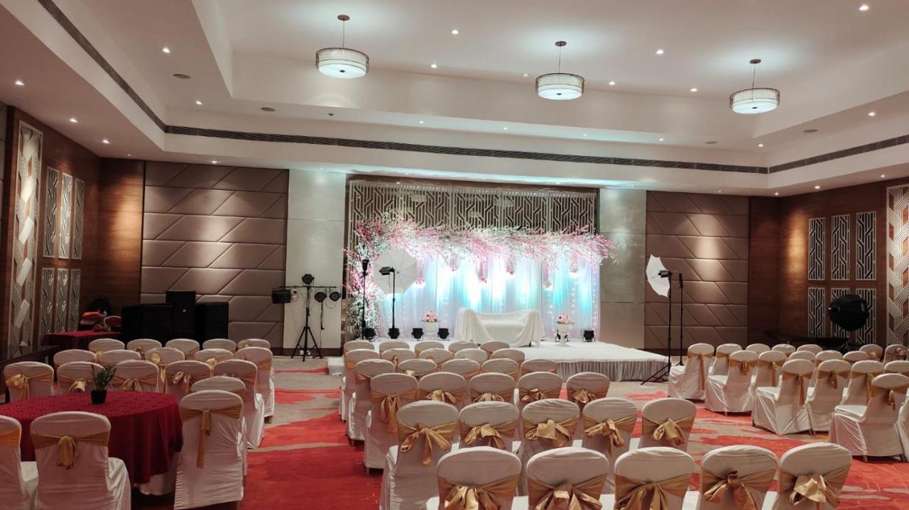 Royal Orchid Central Grazia, Navi Mumbai Esterno foto